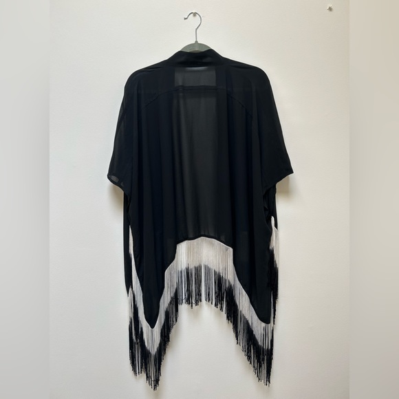 Mink Pink Sheer Kimono Style Coverup - Picture 2 of 4